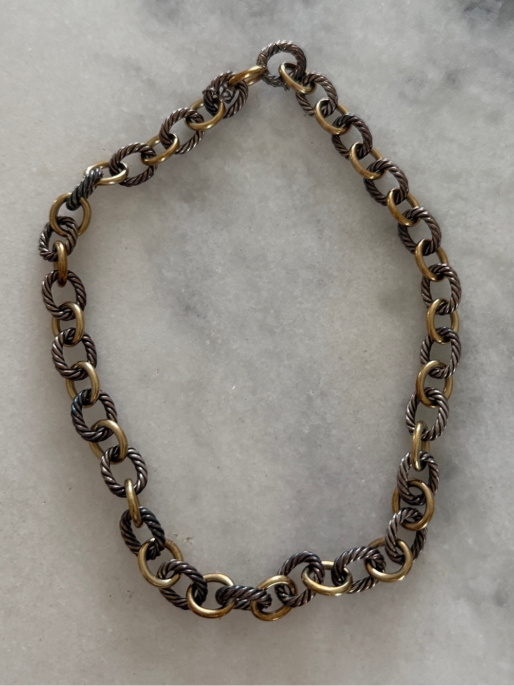 Authentic David Yurman two-tone oval link necklace